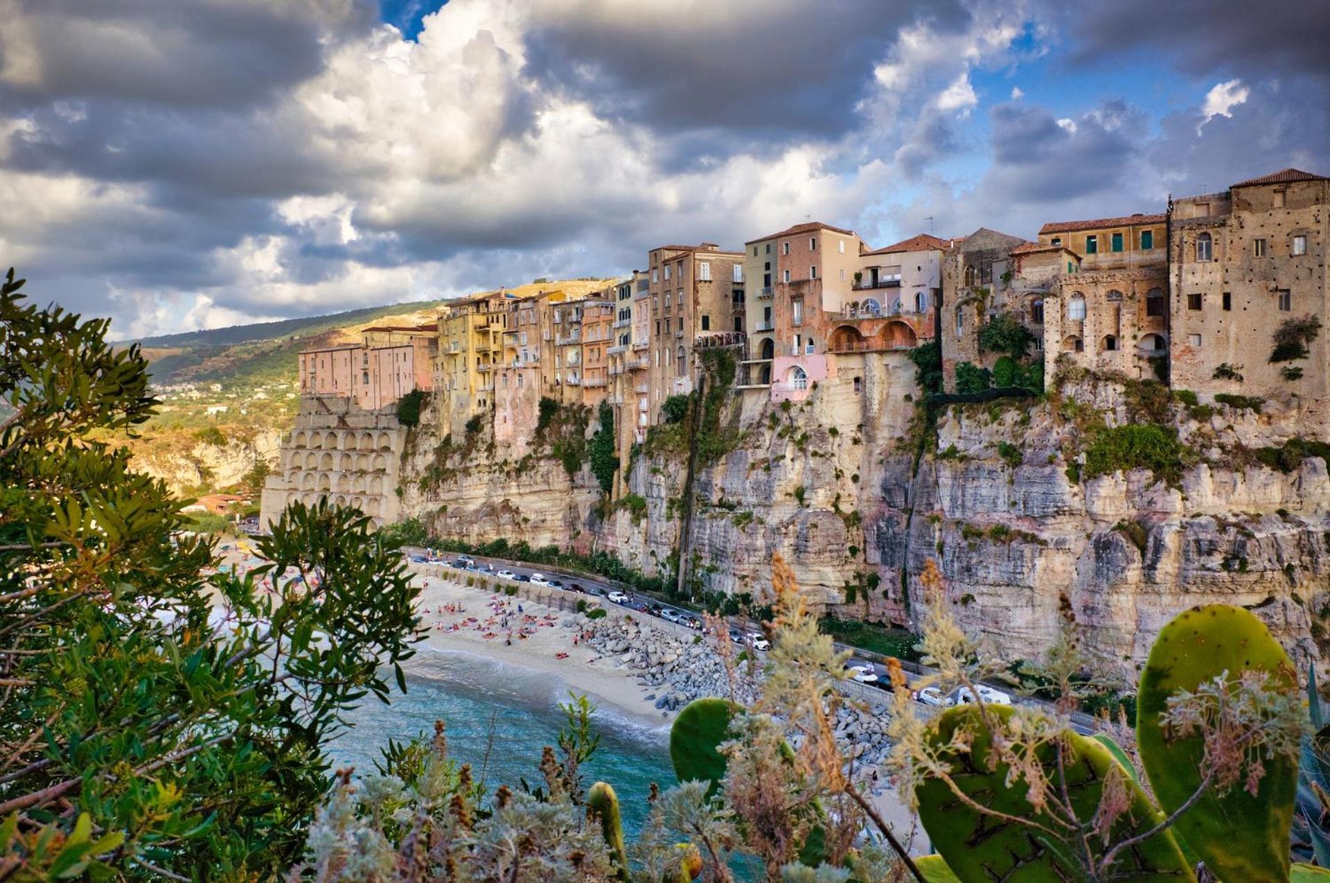 Bloom Tropea Aparthotel Ciaramiti Bagian luar foto