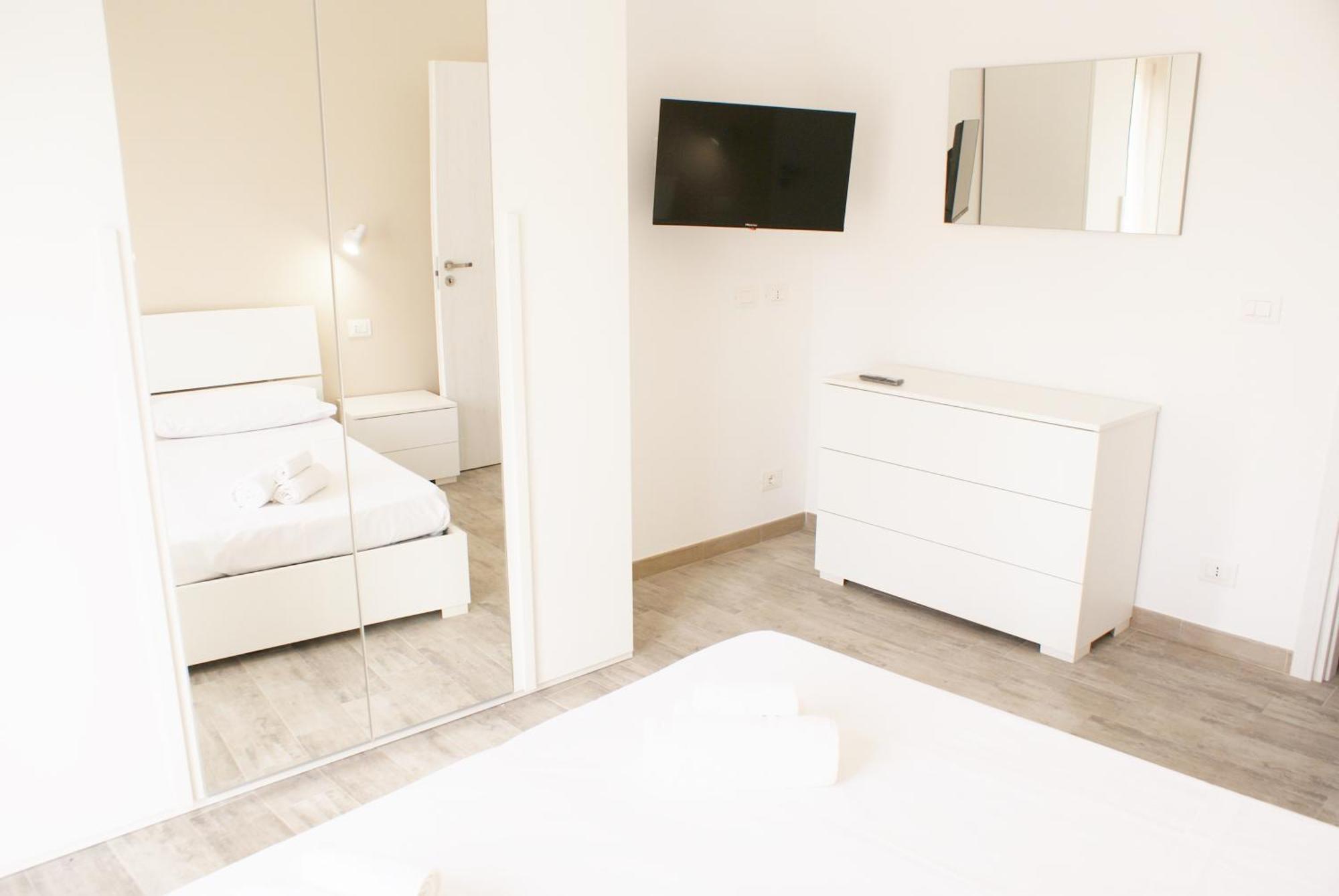 Bloom Tropea Aparthotel Ciaramiti Bagian luar foto